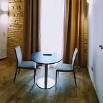 Patios Del Orfebre