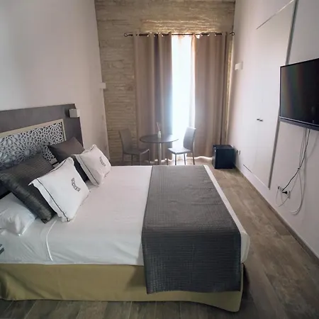 奥夫布雷庭院酒店 科爾多瓦