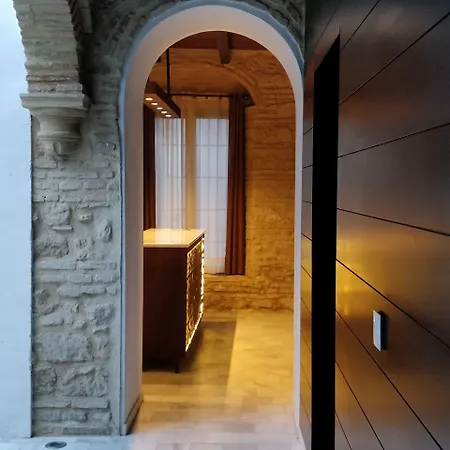 Patios Del Orfebre *