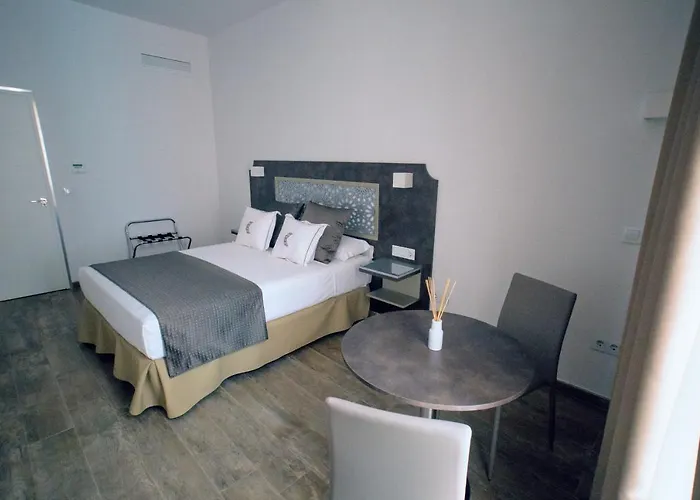 奥夫布雷庭院酒店 招待所 科爾多瓦