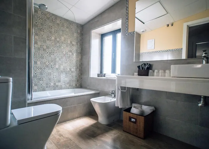 招待所 奥夫布雷庭院酒店 *