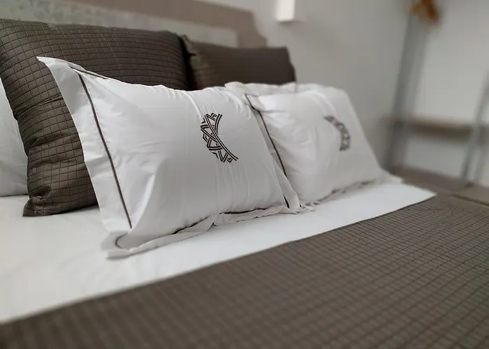 奥夫布雷庭院酒店 科爾多瓦