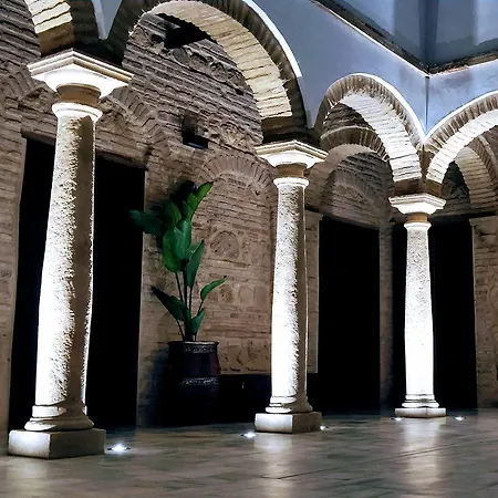 Patios Del Orfebre
