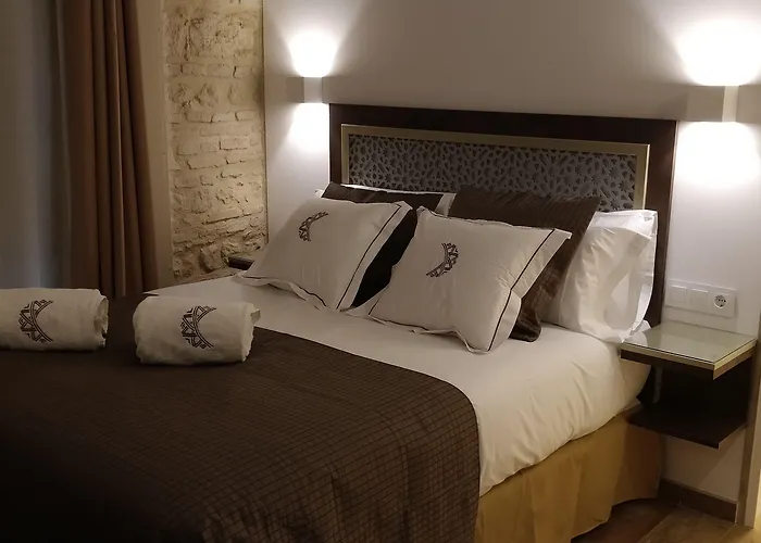 Patios Del Orfebre Guest house